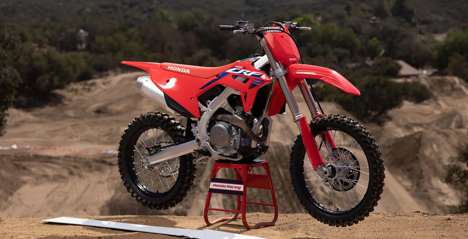 1920x980_CBaird_5_23_22_Honda_CRF_0375 (1)