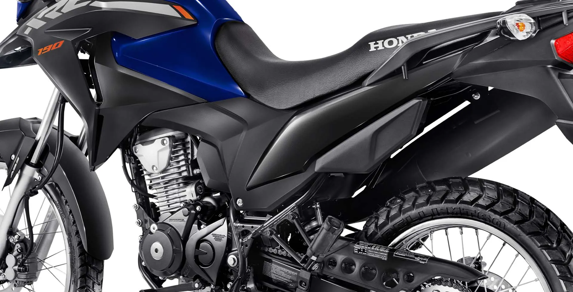 azul_traseira-esquerda-crop3_3